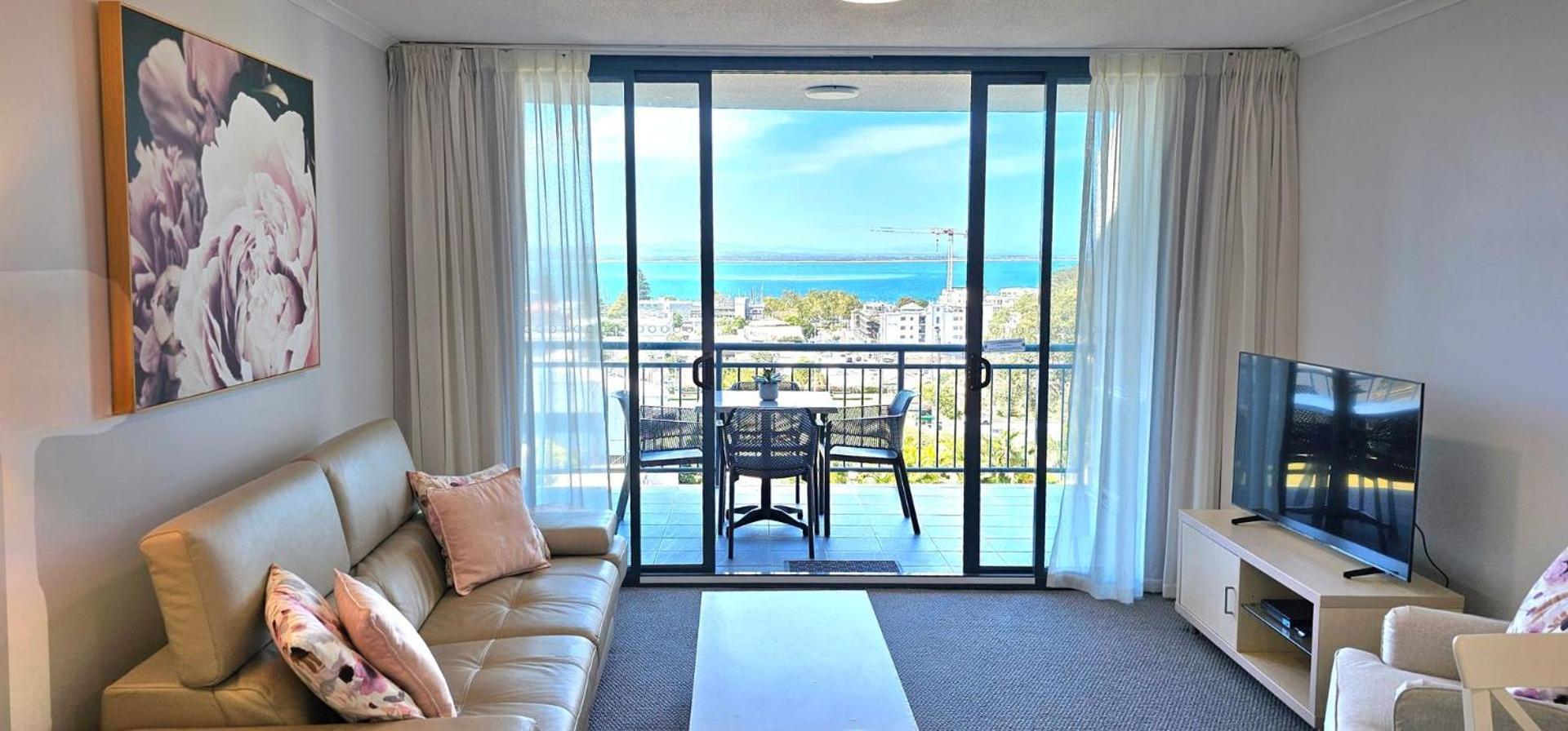 The Landmark Unit 405 Style, Spectacular Water Views, Lift, Linen, Pool, Games Room, Port-a-cot And Highchair. Apartment